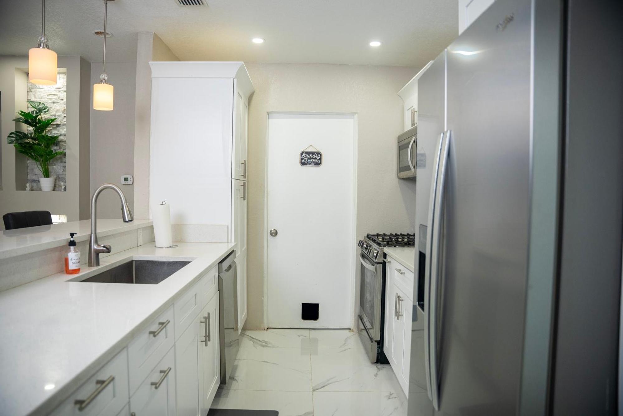 Stunning Modern Home In Tampa With Pool - Just 5 Minutes From Airport! Exteriér fotografie