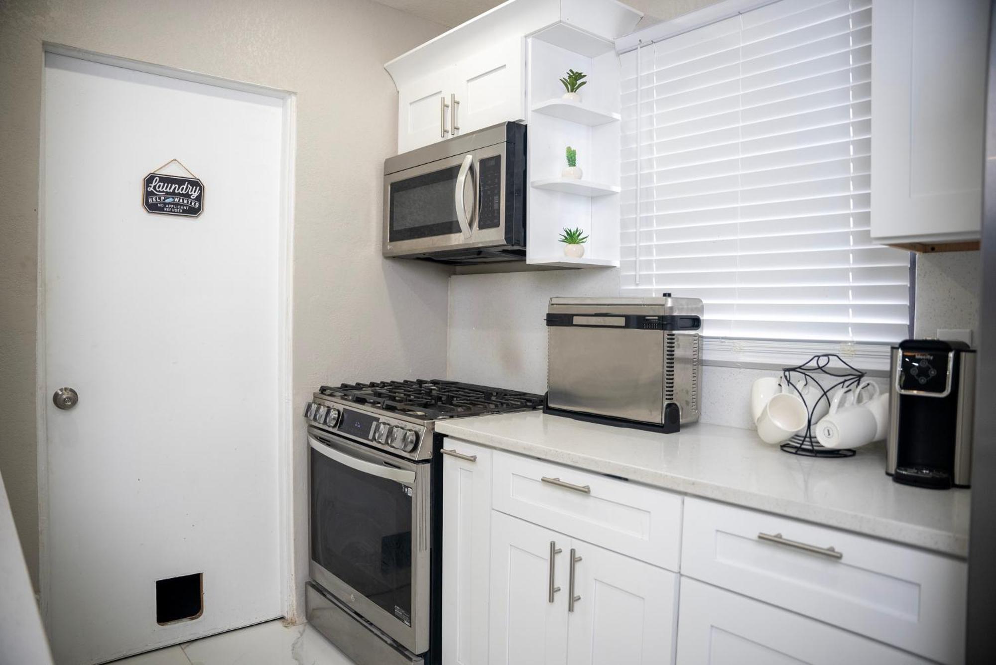 Stunning Modern Home In Tampa With Pool - Just 5 Minutes From Airport! Exteriér fotografie