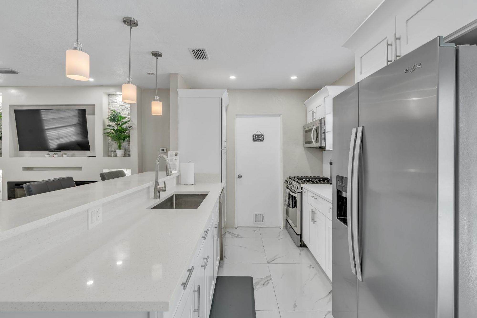 Stunning Modern Home In Tampa With Pool - Just 5 Minutes From Airport! Exteriér fotografie